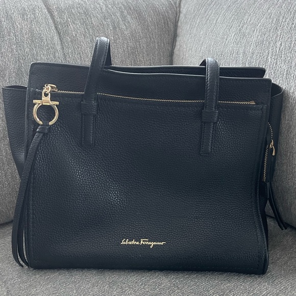 Salvatore Ferragamo Handbags - Salvatore Ferragamo Amy Tote